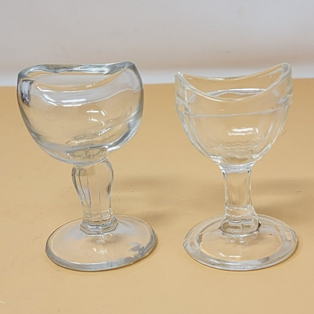 2 Vintage Clear Glass Eye Wash Cup Bath Optical Collectible Glass‎ Home Decor